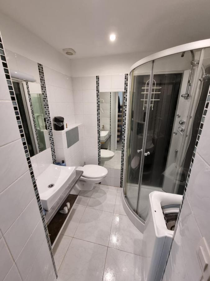 T2 Chaleureux Et Fonctionnel Avec Climatisation Villa Draguignan Buitenkant foto